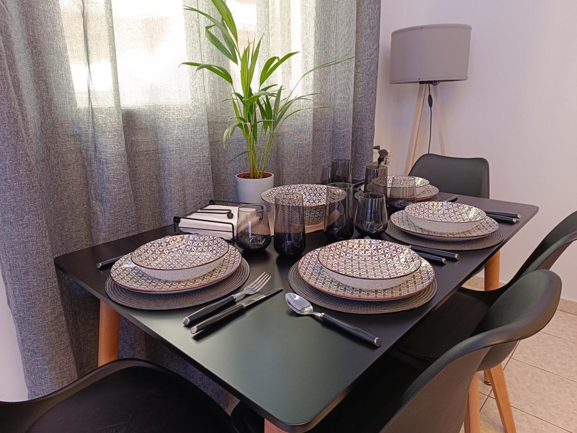 Giolanda Patrasso - Modern Apartment In The Center Of Patras Buitenkant foto